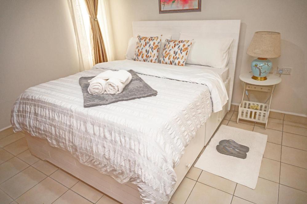 Furnished 1 Bedroom Apartment In Nairobi. 15 Mins To Cbd. Free Wi-Fi & Parking ภายนอก รูปภาพ