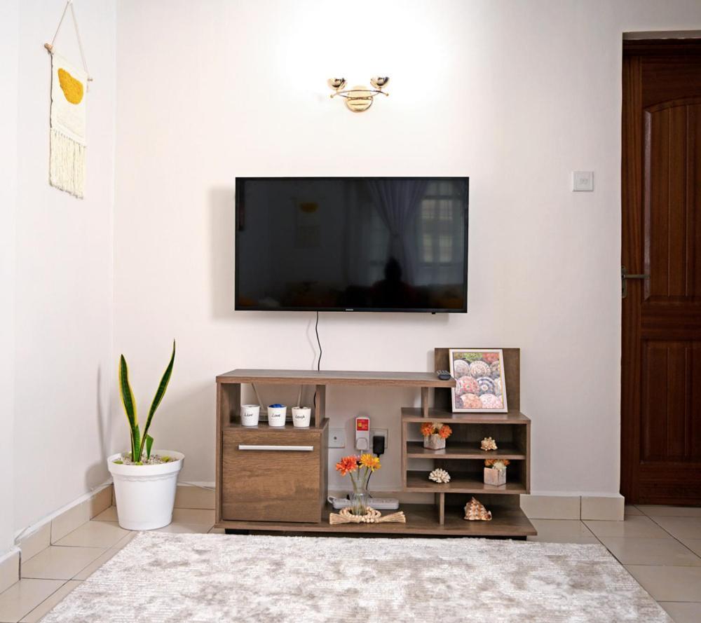 Furnished 1 Bedroom Apartment In Nairobi. 15 Mins To Cbd. Free Wi-Fi & Parking ภายนอก รูปภาพ