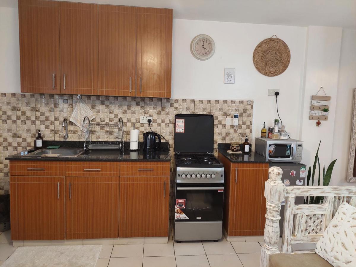 Furnished 1 Bedroom Apartment In Nairobi. 15 Mins To Cbd. Free Wi-Fi & Parking ภายนอก รูปภาพ
