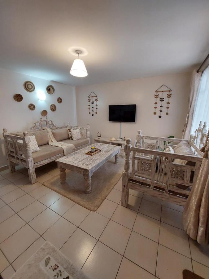 Furnished 1 Bedroom Apartment In Nairobi. 15 Mins To Cbd. Free Wi-Fi & Parking ภายนอก รูปภาพ