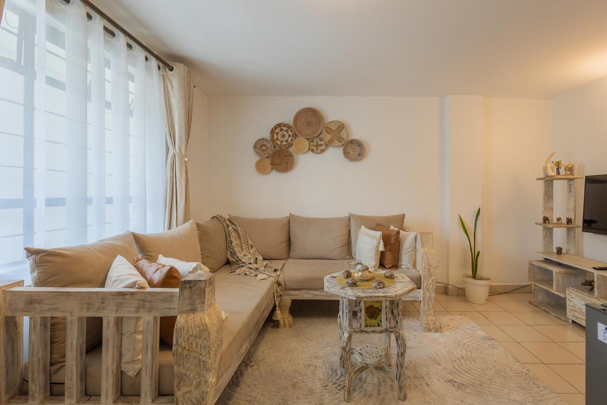 Furnished 1 Bedroom Apartment In Nairobi. 15 Mins To Cbd. Free Wi-Fi & Parking ภายนอก รูปภาพ